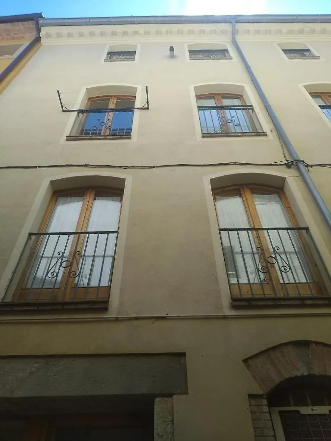 Buhardilla Para Dos En Can Mingu Besalu